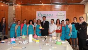 Los cursos de repostería son una de las muchas actividades que están programadas en Coockie-Cas.