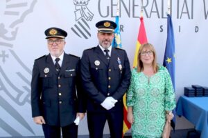 Concejala Policía Ayuntamiento Mari Carmen Aguilella, intendente principal jefe de la policía local Onda, Izquierdo, Intendete Policía, Torralba