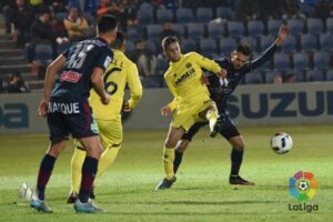 Miguel Llambrich se estrenó con el primer equipo en Copa. FOTO: LFP