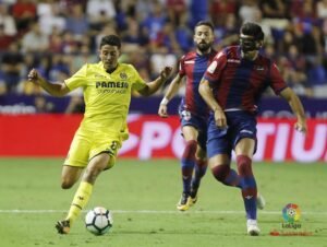 Pablo Fornals, en un lance del partido de este lunes en València. FOTO: LALIGA