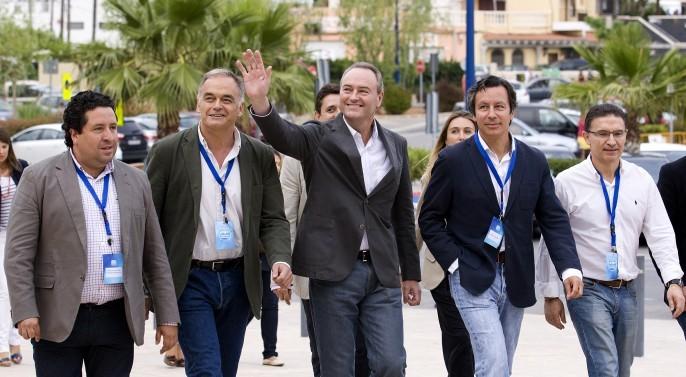 peñiscola, alberto fabra, esteban gonzalez pons y carlos floriano en la convencion del pp valencia