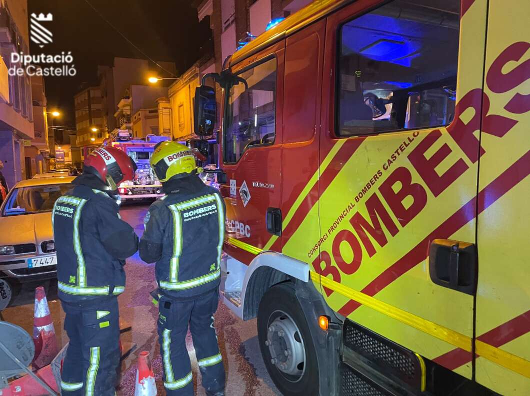 bomberos, incendio, vivienda, onda, falledida