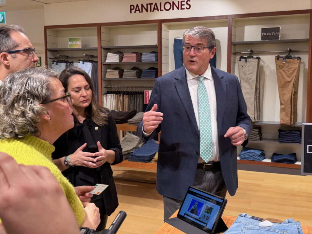 Presentación del sistema Svisual en El Corte Inglés de Castellón