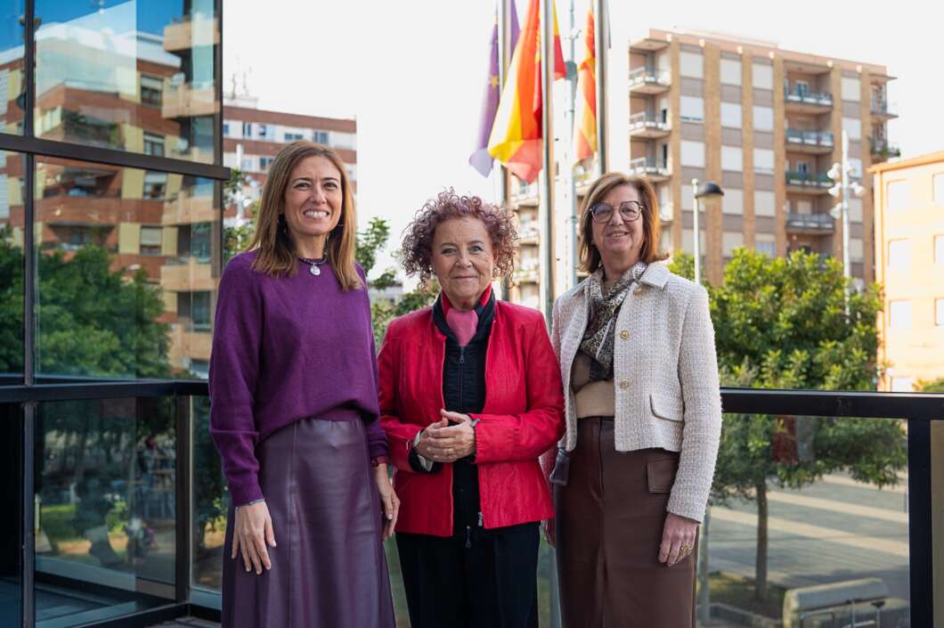 almassora, marta tormo, vicenta conde, premio clara campoamor