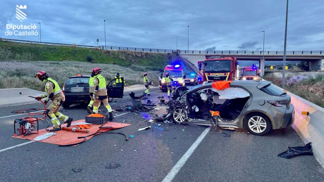 Trágico accidente en la N-340 en Torreblanca deja dos fallecidos