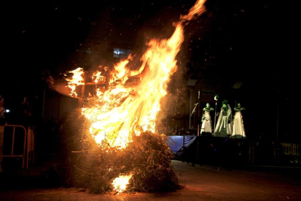 El Grao cierra un Carnaval histórico con récord de participación