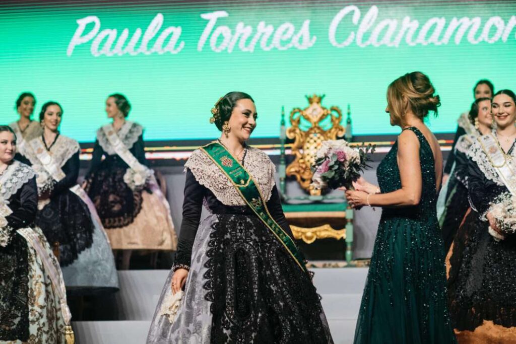 Galanía Reina de las Fiestas Paula Torres 080325