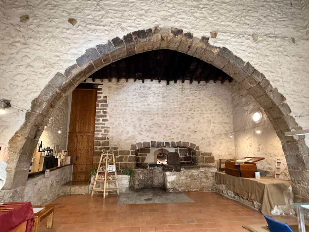 Horno medieval de Sant Mateu s.XIV. Tourist Info