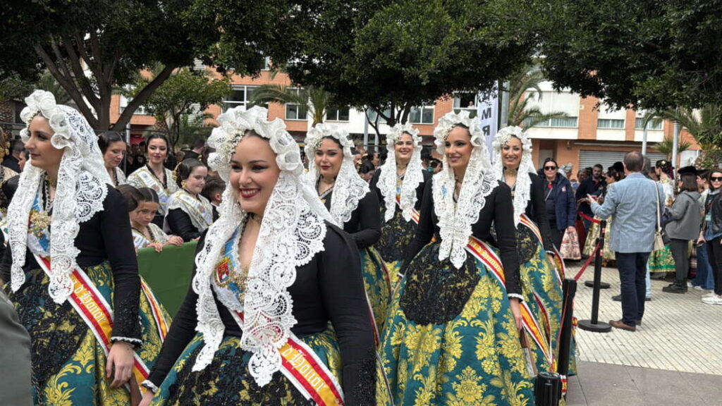 Belleas del Foc de Alicante. Mascletà Pibierzo 220325. Magdalena 2025