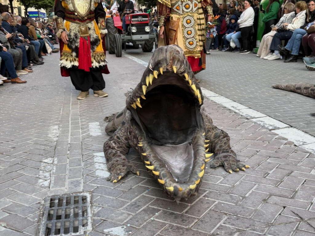 Cocodrilos. Historia Fundacional Moros alquería Pregó Magdalena 2025