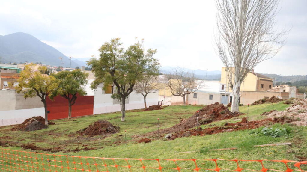 Onda instala un parque canino en la Serratella